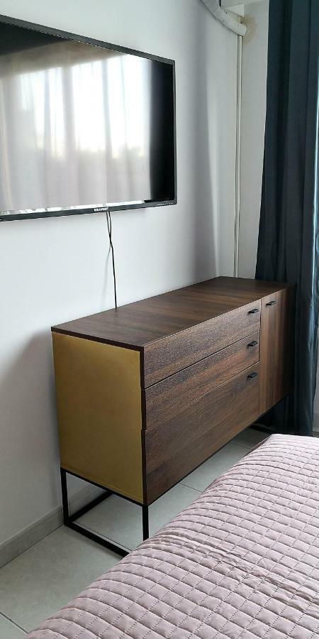 Cozy Getaway In Nicosia Apartment Luaran gambar