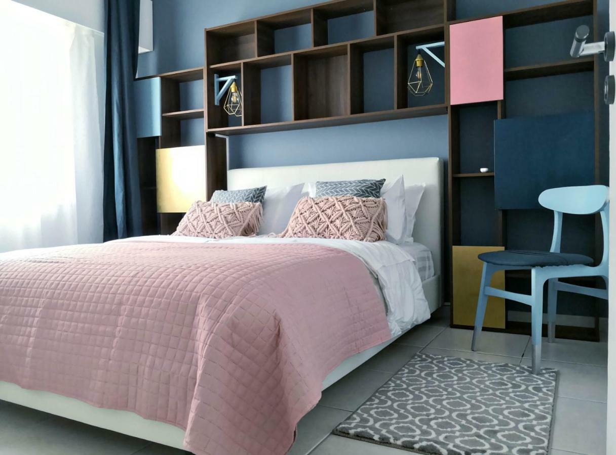 Cozy Getaway In Nicosia Apartment Luaran gambar